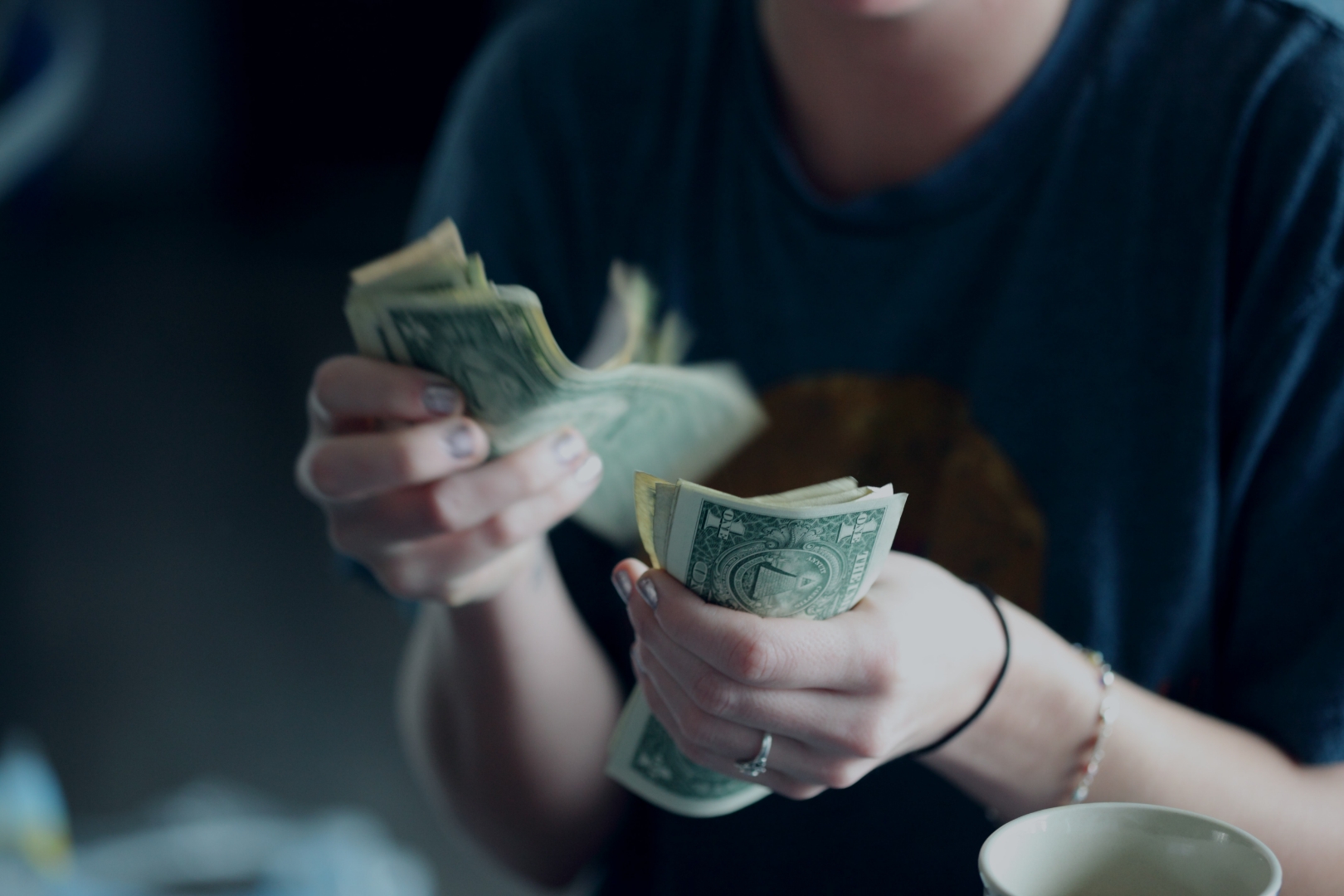 do pawn shops give cash