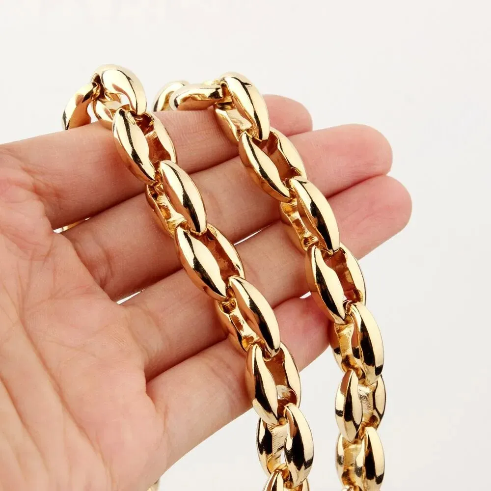 14 karat gold chain displayed at ideal jewelry and loan pawn shop Brockton